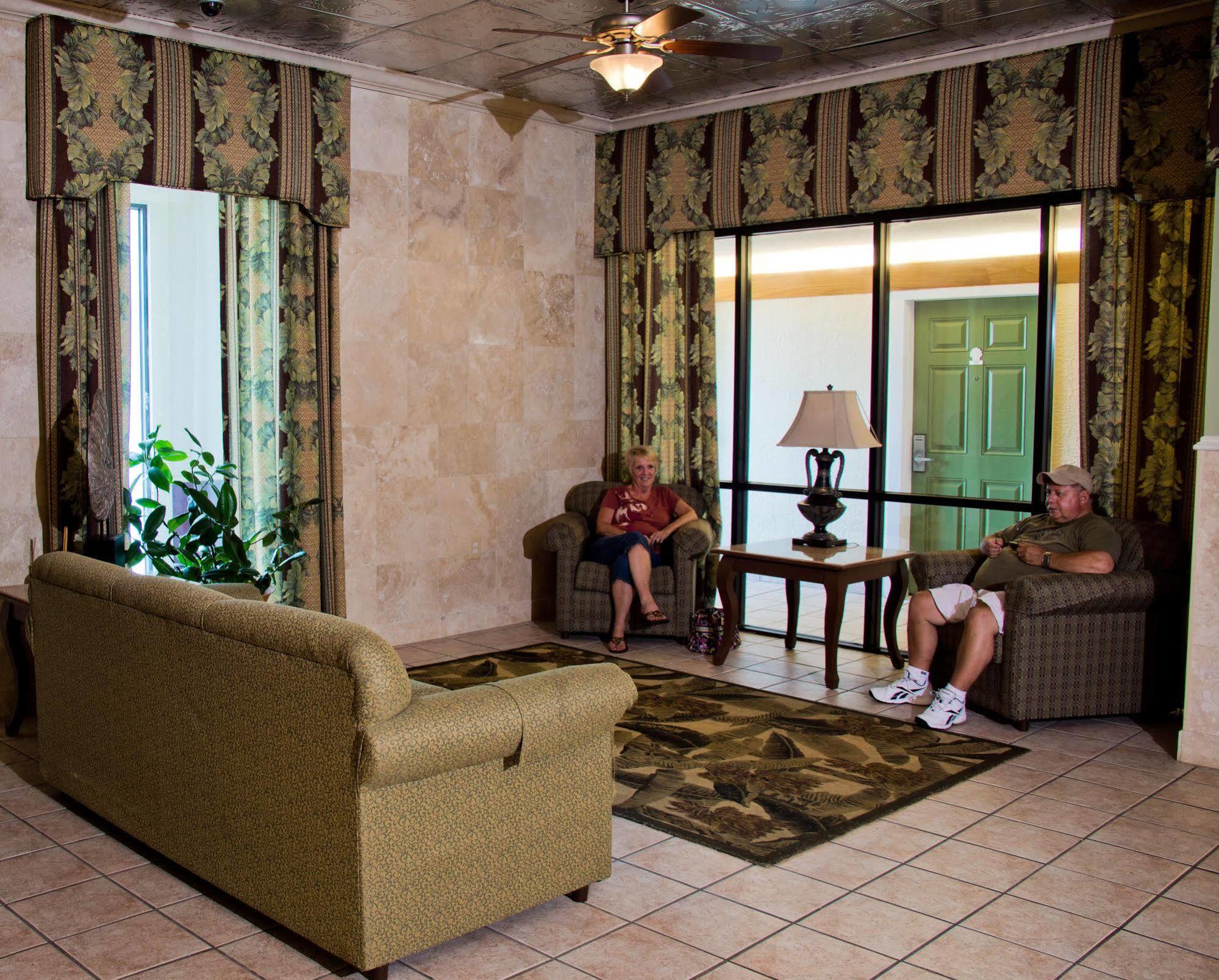Sands Beach Club Resort Briarcliffe Acres Экстерьер фото